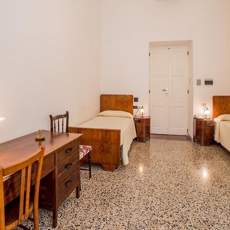 Hotel Aer Bj Vittoria Κάλιαρι Δωμάτιο φωτογραφία