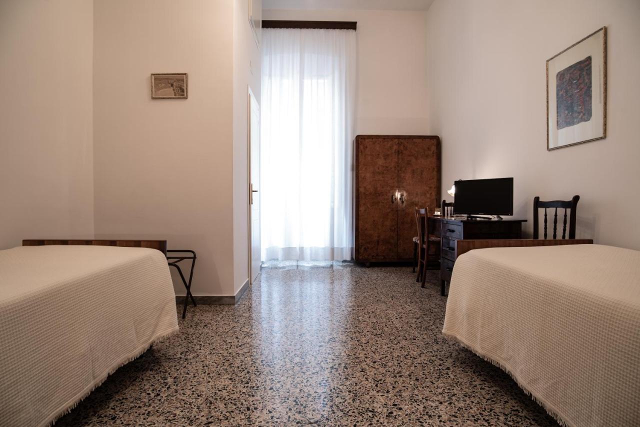 Hotel Aer Bj Vittoria Κάλιαρι Εξωτερικό φωτογραφία