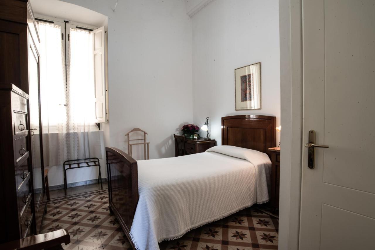 Hotel Aer Bj Vittoria Κάλιαρι Εξωτερικό φωτογραφία