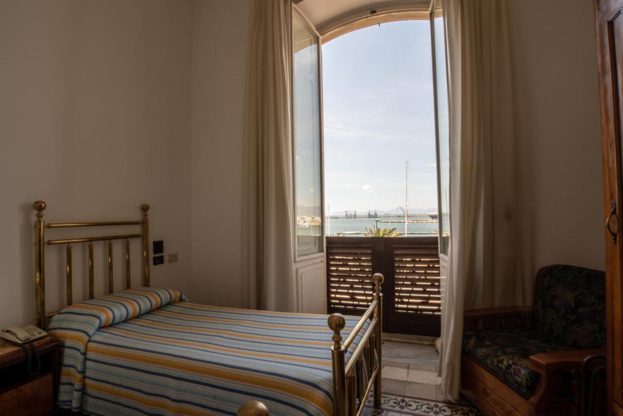 Hotel Aer Bj Vittoria Κάλιαρι Εξωτερικό φωτογραφία