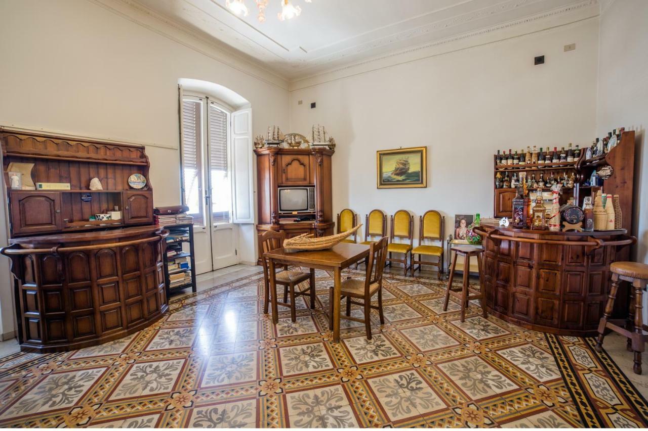 Hotel Aer Bj Vittoria Κάλιαρι Εξωτερικό φωτογραφία