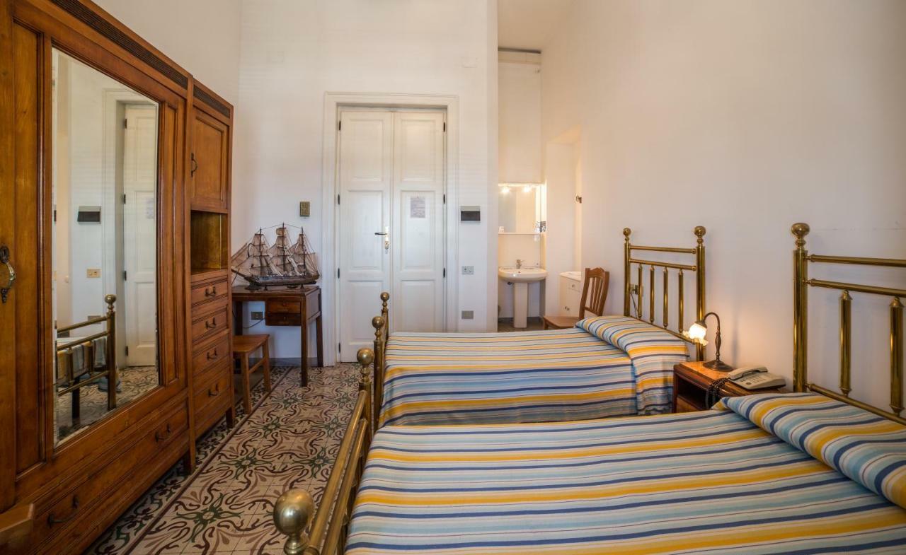 Hotel Aer Bj Vittoria Κάλιαρι Εξωτερικό φωτογραφία