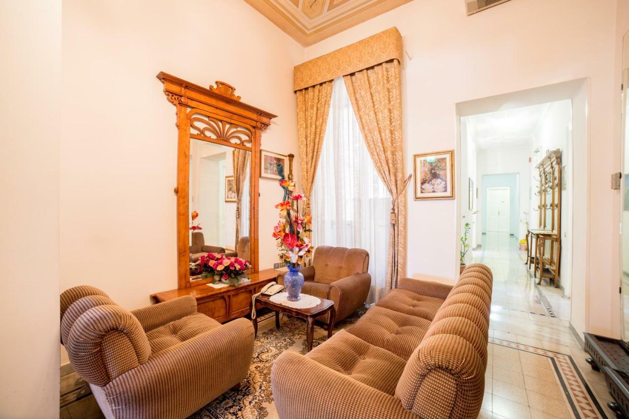 Hotel Aer Bj Vittoria Κάλιαρι Εξωτερικό φωτογραφία