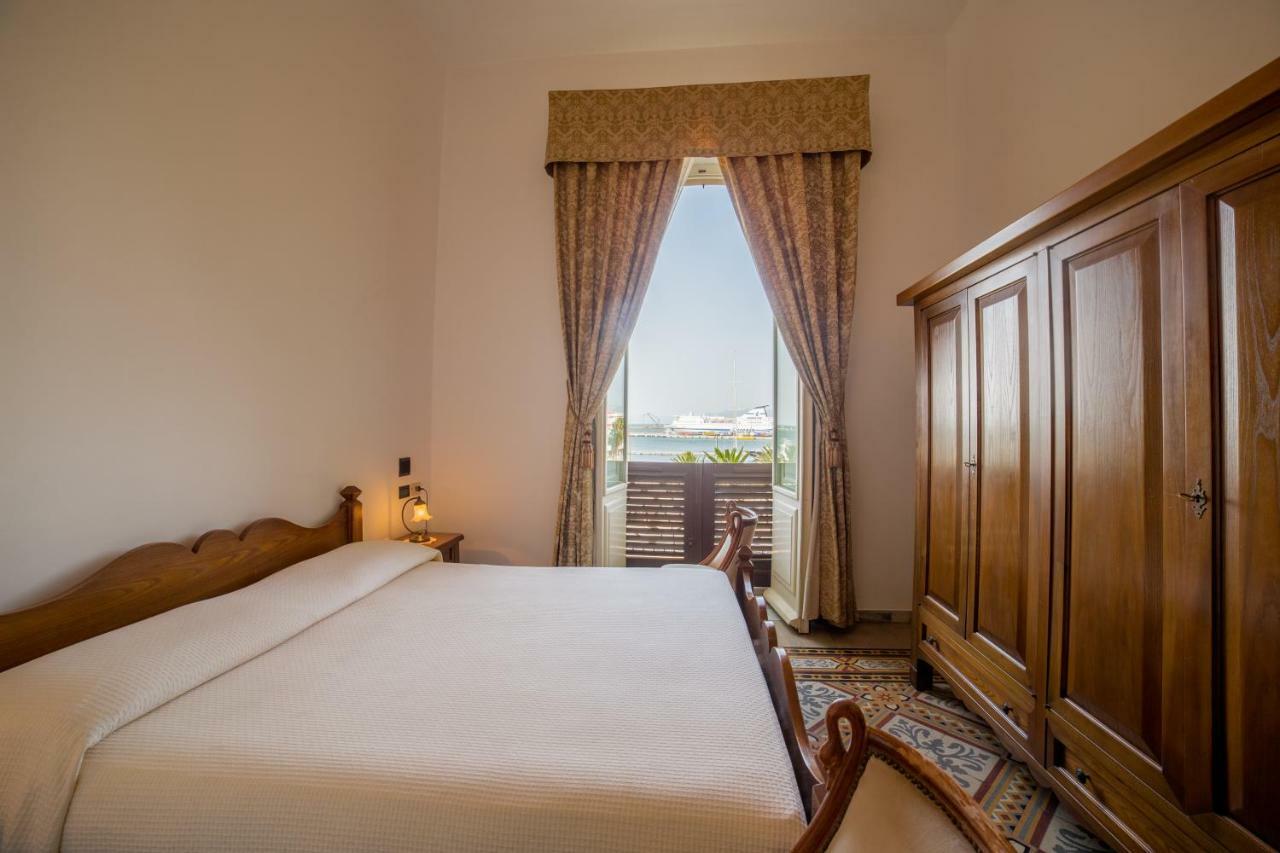 Hotel Aer Bj Vittoria Κάλιαρι Εξωτερικό φωτογραφία